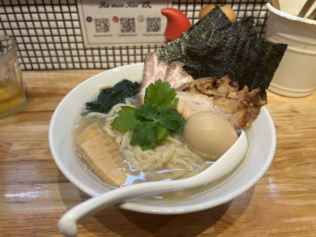 東京「藏前」人氣拉麵推薦【拉麵 改(らーめん改) 】東京拉麵百名店！貝類海鮮系湯頭搭配自製粗麵超美味！