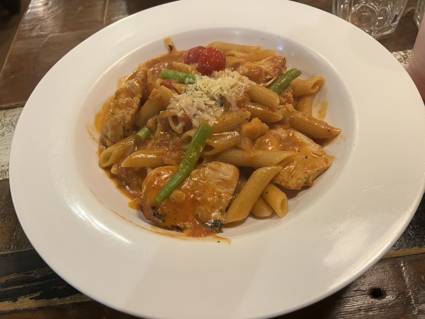 台北中山義大利麵推薦【義麵坊 CASA DELLA PASTA】開很久的經典老店，價格合理、穩定好吃！