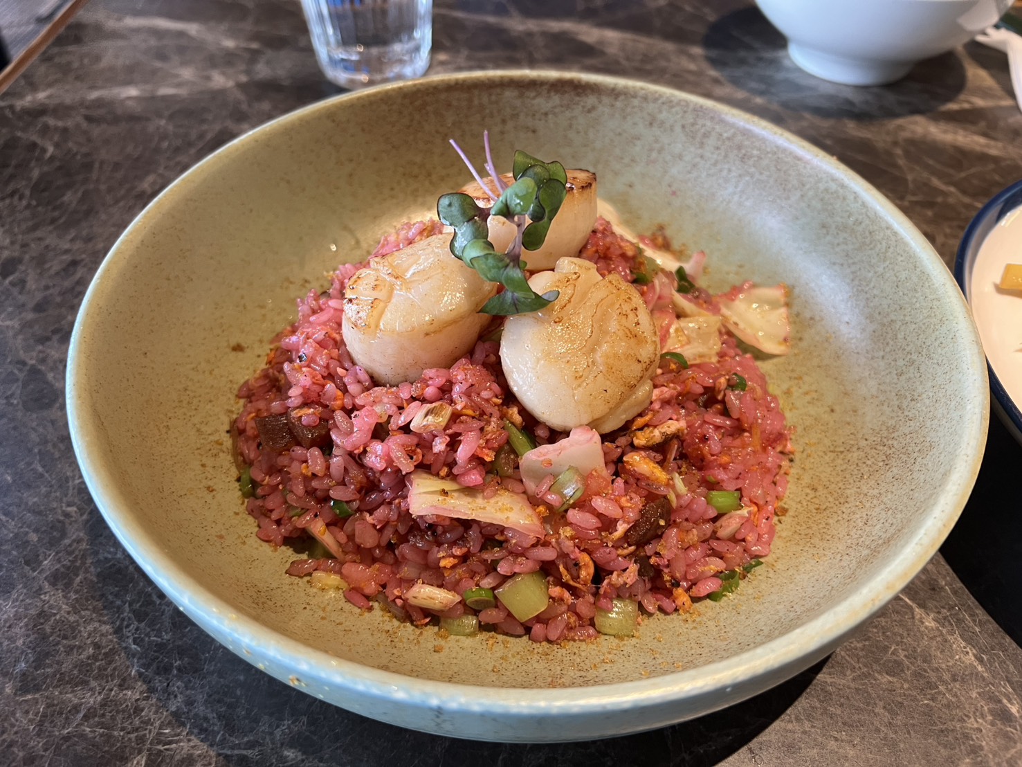 台北微風信義餐廳推薦【心潮飯店】時髦台菜餐酒館，環境高級、每道都好吃！